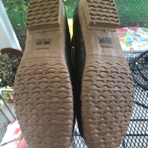 Waterproof Boots - Picture 6 of 7